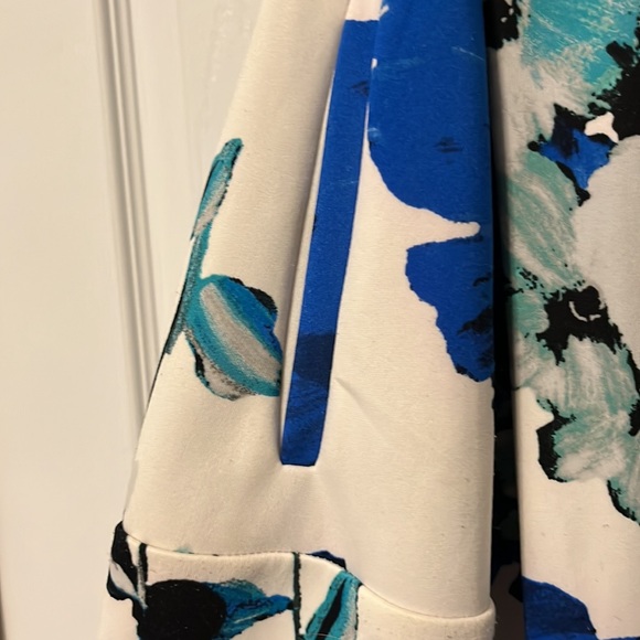 Blue Flower Dress with Pockets - Picture 2 of 5